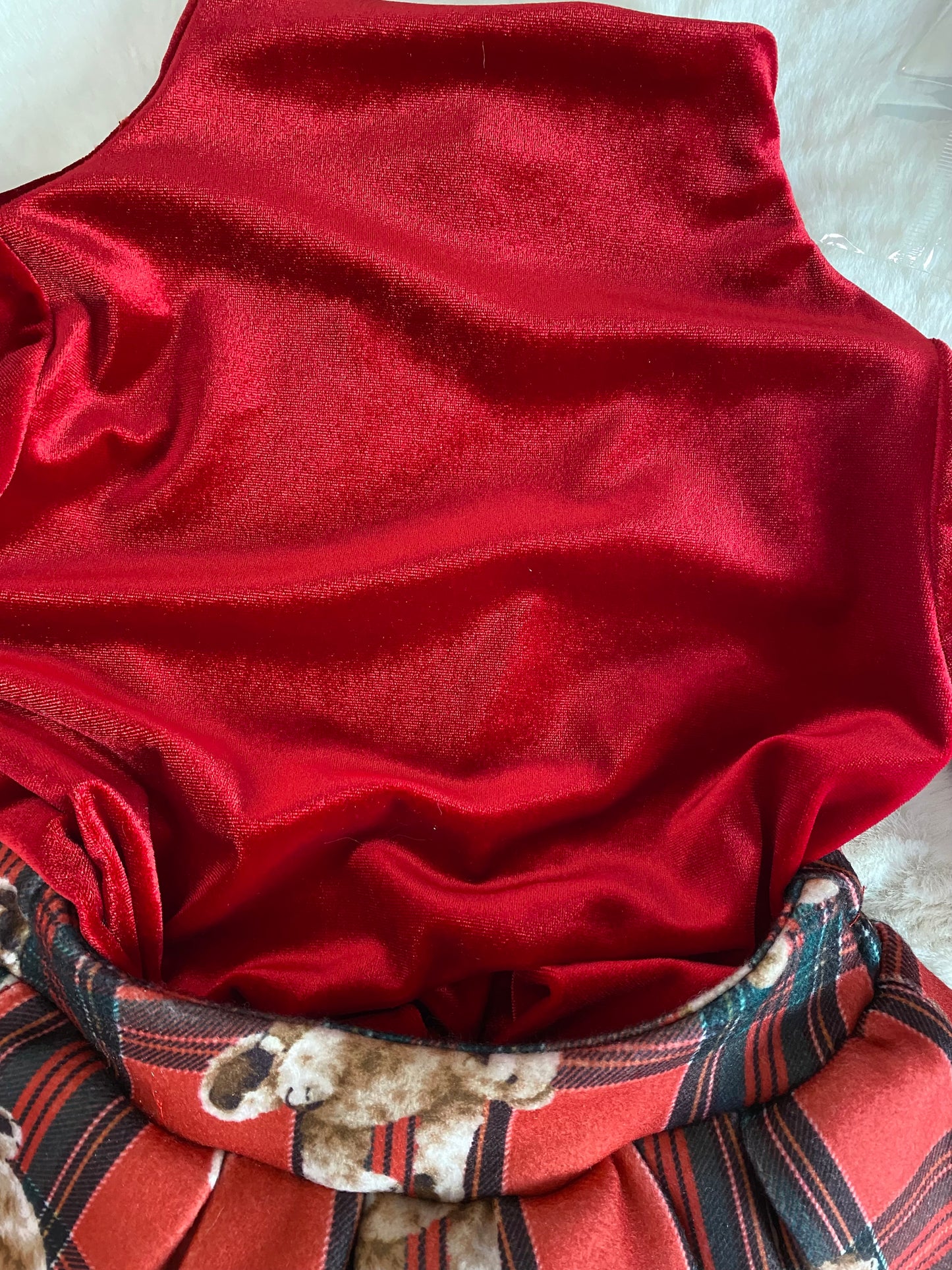 Completino Neonata Rosso 3 Pezzi - Maglia Vellutata , Gonna Scozzese con Orsetti e Basco Coordinato (12-36mesi) - SMILE BABY BOTIQUE