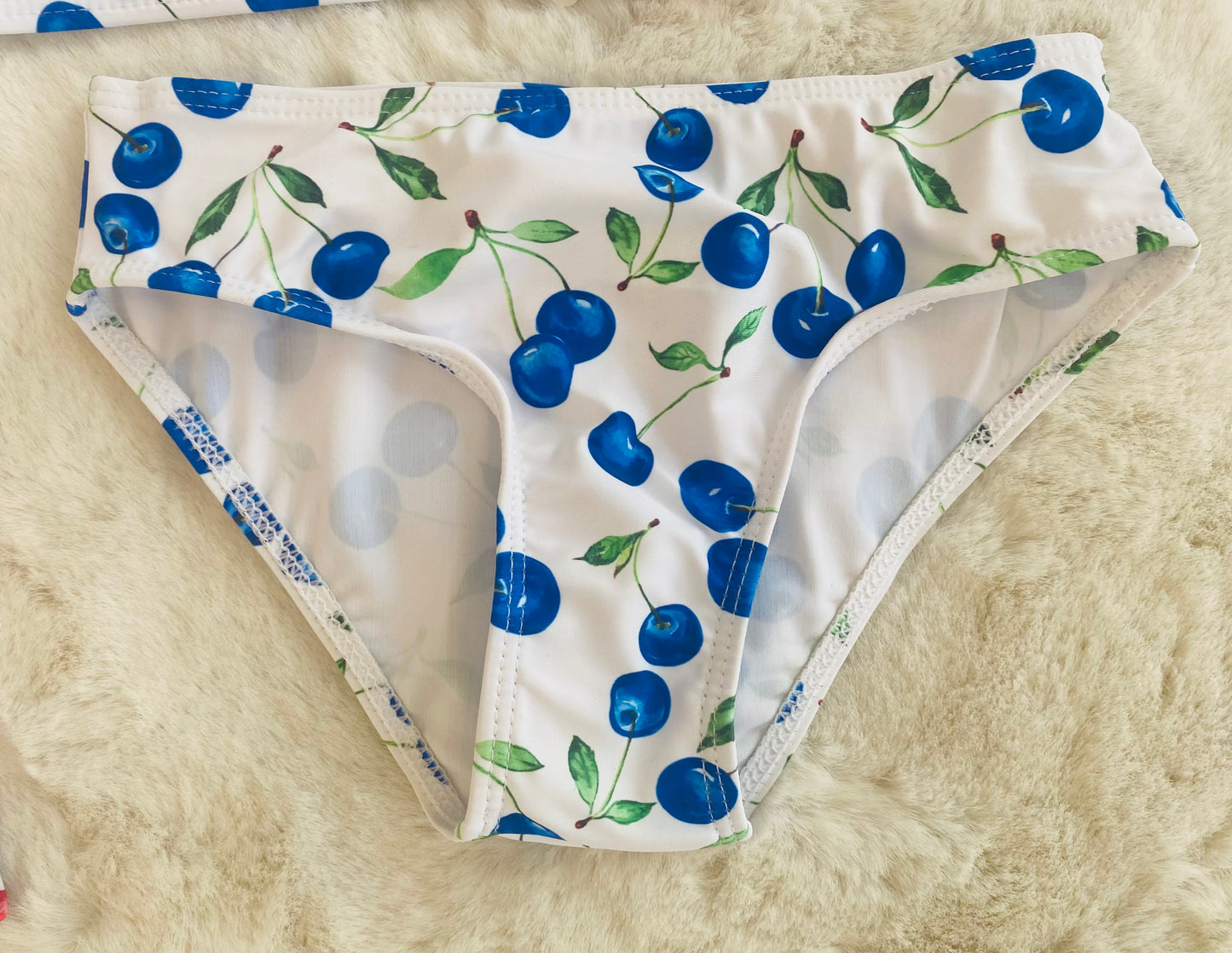 Bikini Bambina Fantasia Ciliegie con Fiocco – Rosso o Blu – 2-12 Anni - SMILE BABY BOTIQUE