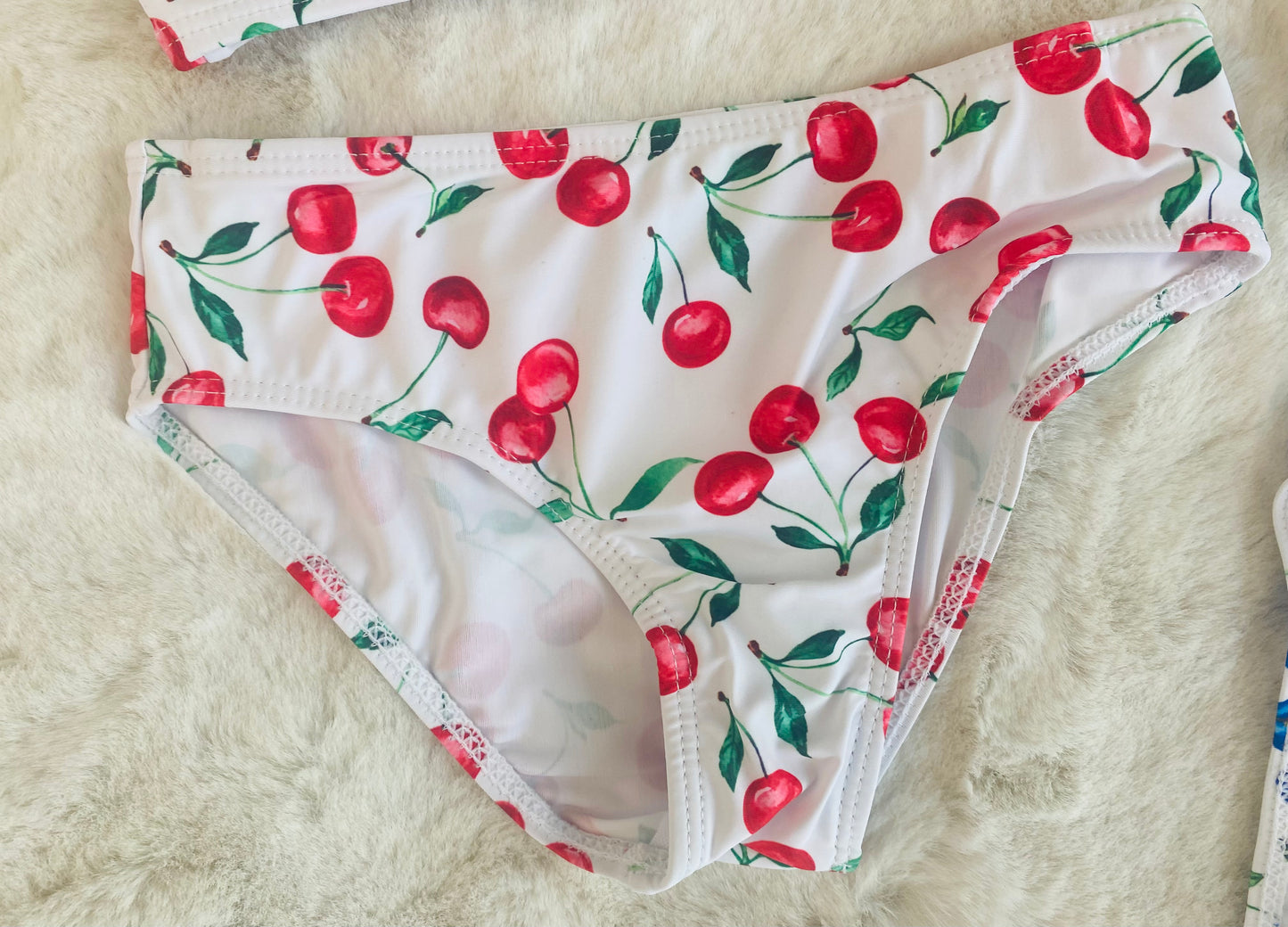 Bikini Bambina Fantasia Ciliegie con Fiocco – Rosso o Blu – 2-12 Anni - SMILE BABY BOTIQUE
