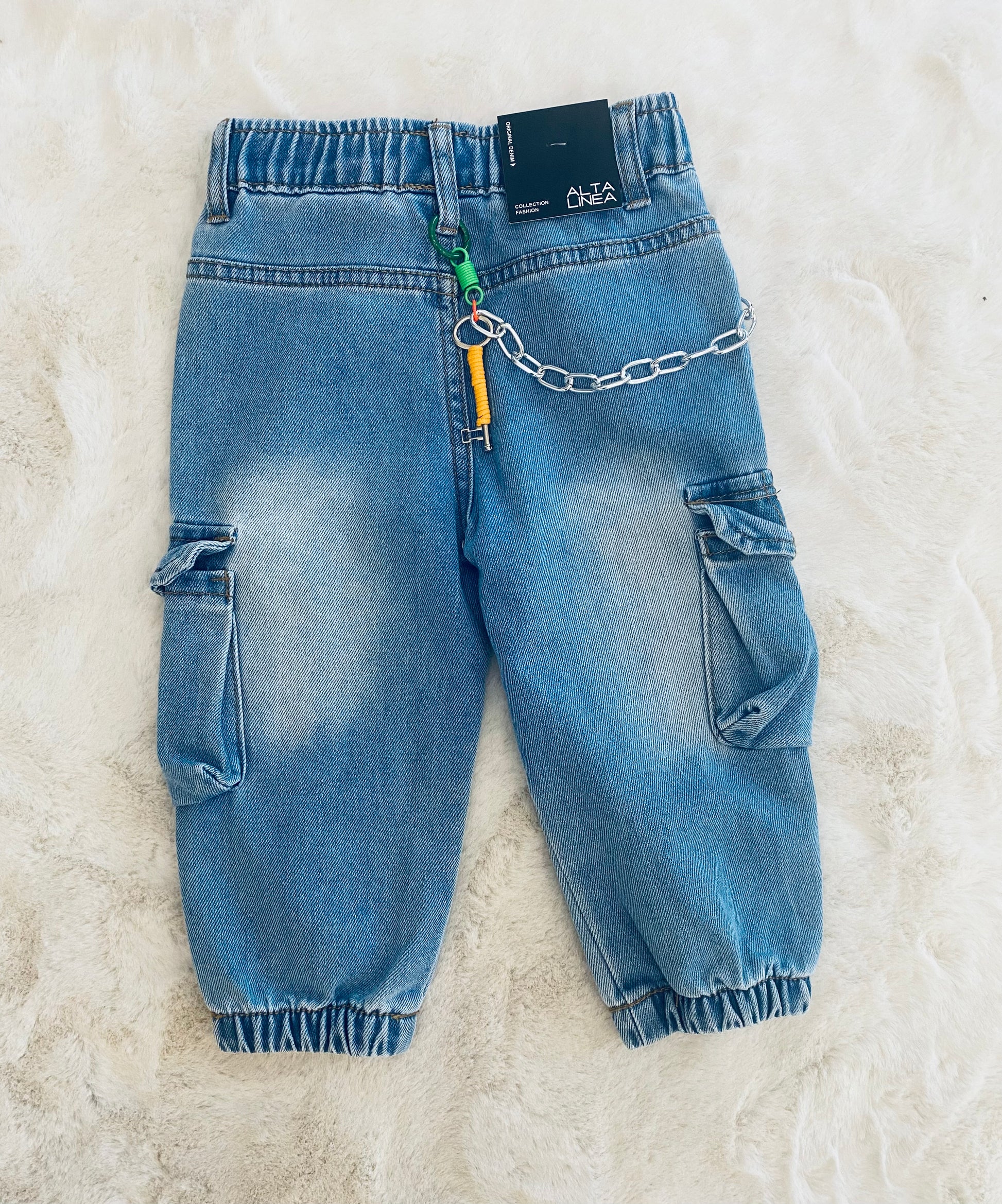 Jeans Cargo Bambino 12-36 Mesi in Denim Effetto Used con Tasche Utility e Catena Removibile - SMILE BABY BOTIQUE